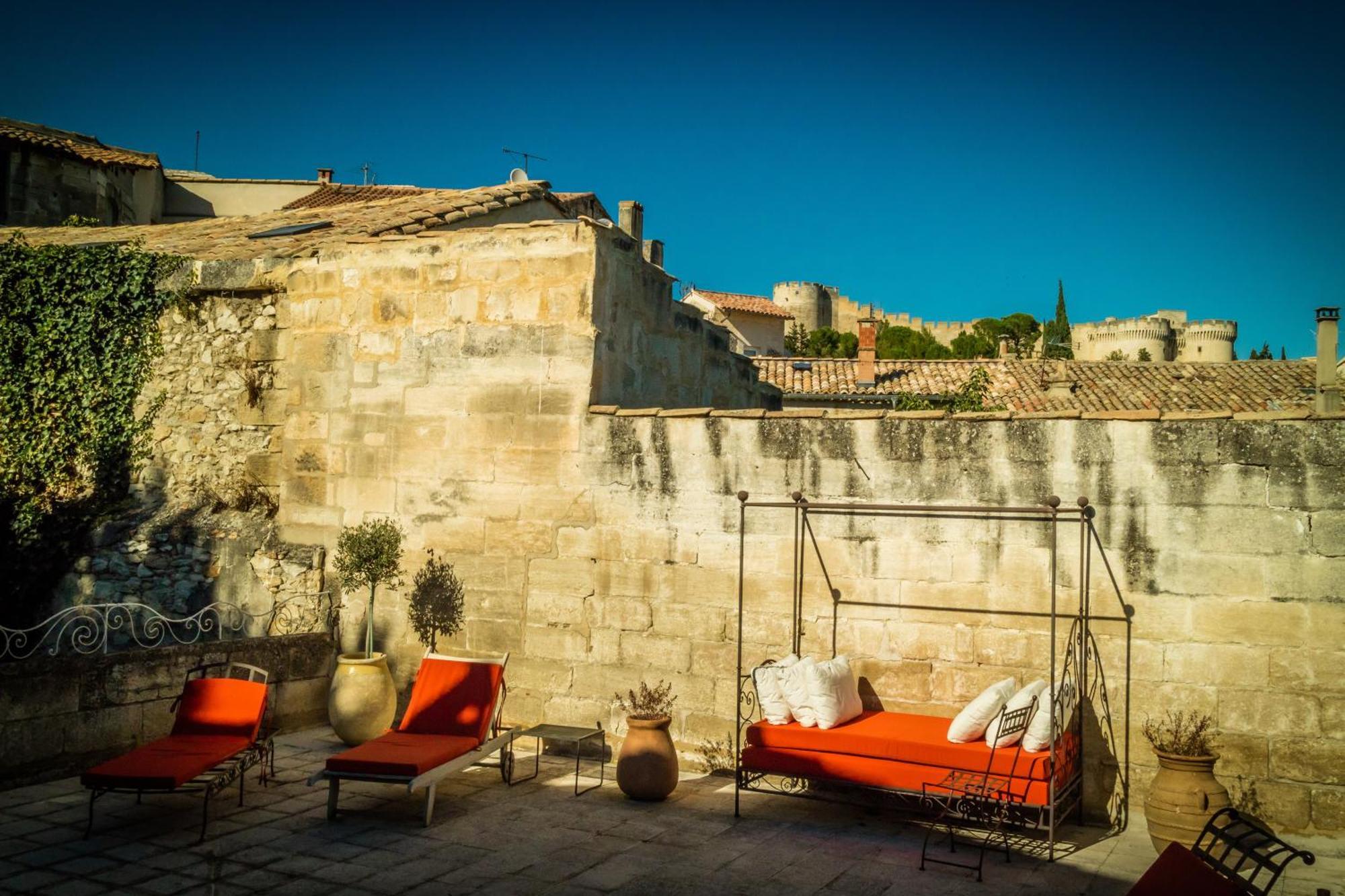 Hotel De L'Atelier Villeneuve-lès-Avignon Extérieur photo